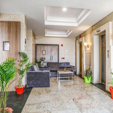 Collection O Limewood Stay Gurgaon Exteriör bild